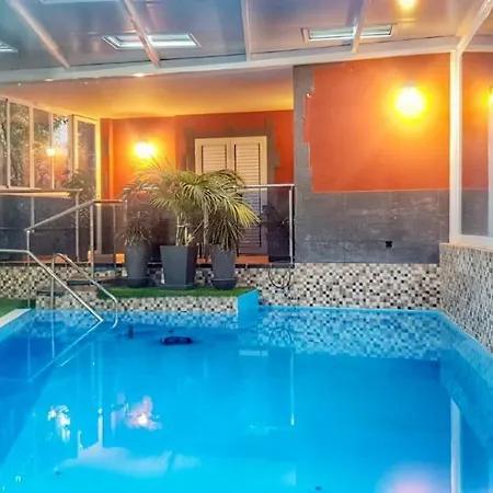 Casa Roque Aguayro بيت للعطل أغيميس