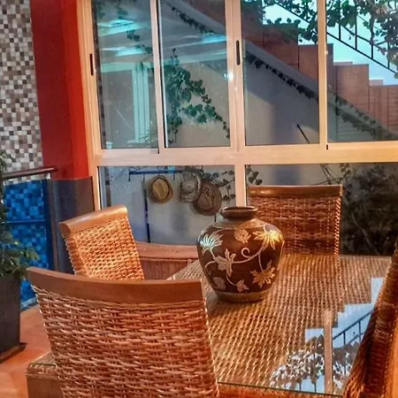 Casa Roque Aguayro أغيميس