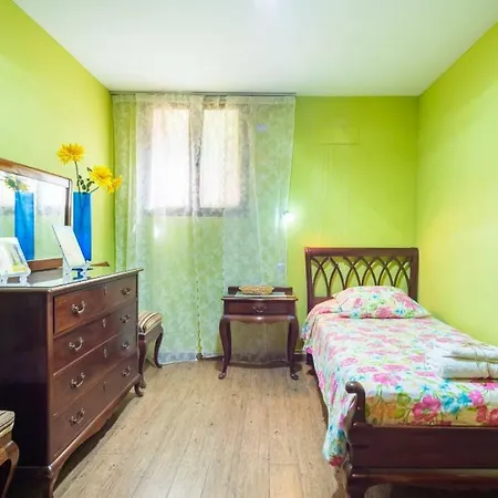 Casa Roque Aguayro أغيميس