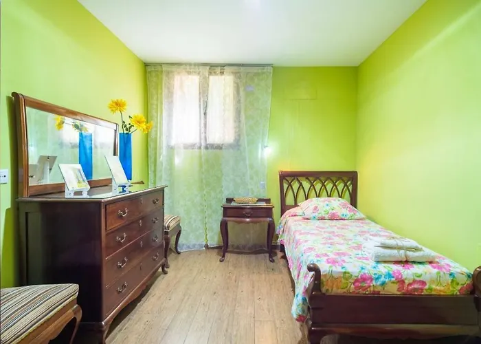 Casa Roque Aguayro 阿桂姆斯